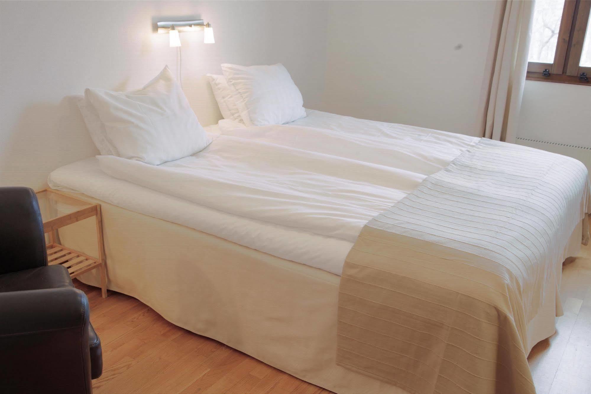 Best Western Hotel Park Astoria Enköping Buitenkant foto